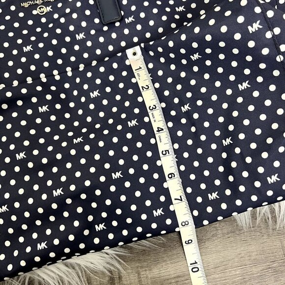 Michael Kors Navy Polka Dot Large Jet Set Nylon Packable Tote Travel Bags Set - Picture 8 of 11
